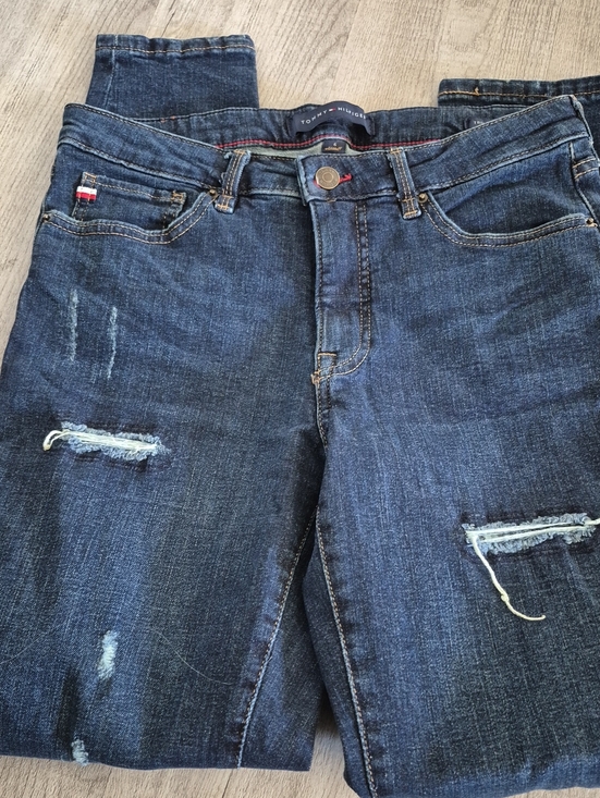 Tommy Hilfiger Denim - Tommy Hilfiger Women's Dark Blue Skinny Distressed Jeans